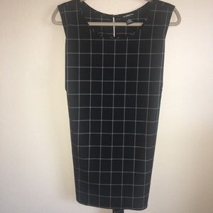 NWT! Liz Claiborne Sleeveless Black/White Top